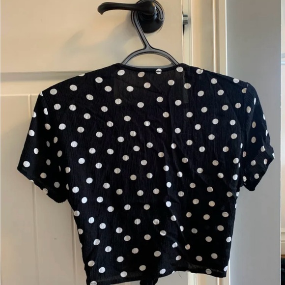 Black and white blouse - Picture 4 of 4